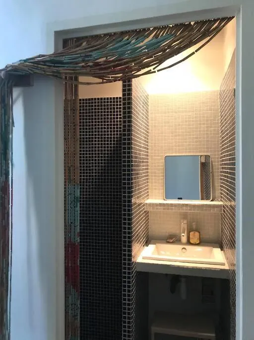 Maison 180 M2 Avec Bassin-Piscine En Bois A Vauban Marseille 0*,
